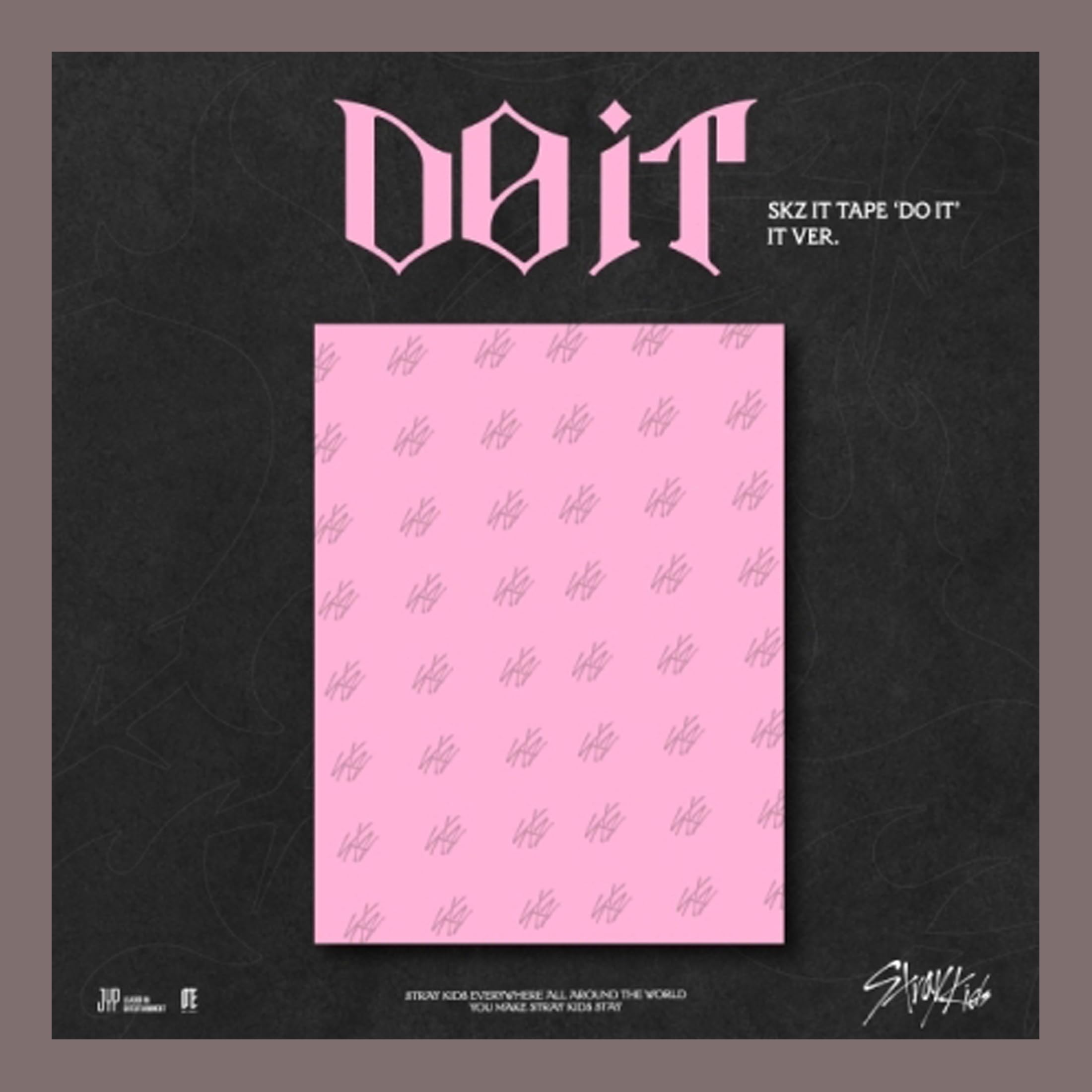 スキズ　straykids DOIT it ver アルバム　IT TAPE SKZ IT TAPE DO IT Stray Kids Album [IT Ver.] : Amazon.co.uk: Home